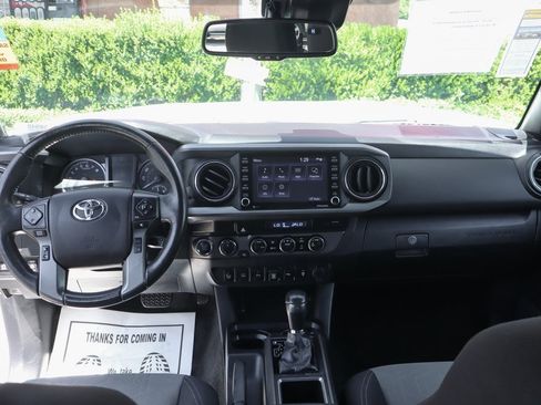 Used 2021 Toyota Tacoma TRD Off-Road w/ Technology Package image 23