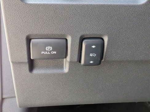 New 2026 Ford F250 Lariat w/ Chrome Package image 16