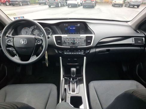 Used 2016 Honda Accord LX image 10