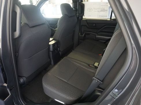 New 2026 Toyota 4Runner SR5 AWD/4WD image 21