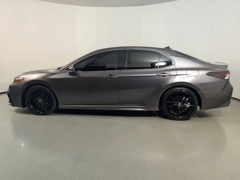 Used 2023 Toyota Camry XSE w/ Navigation Package FWD image 4
