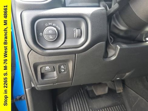 Used 2022 RAM 1500 Big Horn AWD/4WD image 19