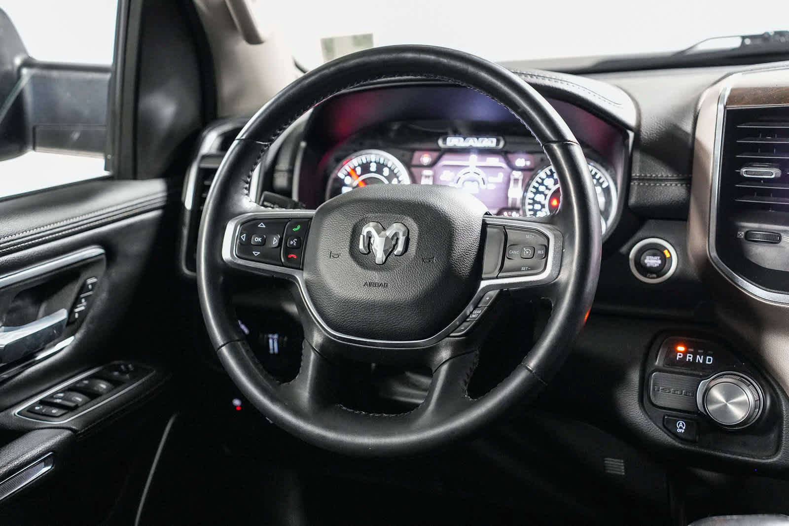 Used 2022 RAM 1500 Laramie RWD image 15