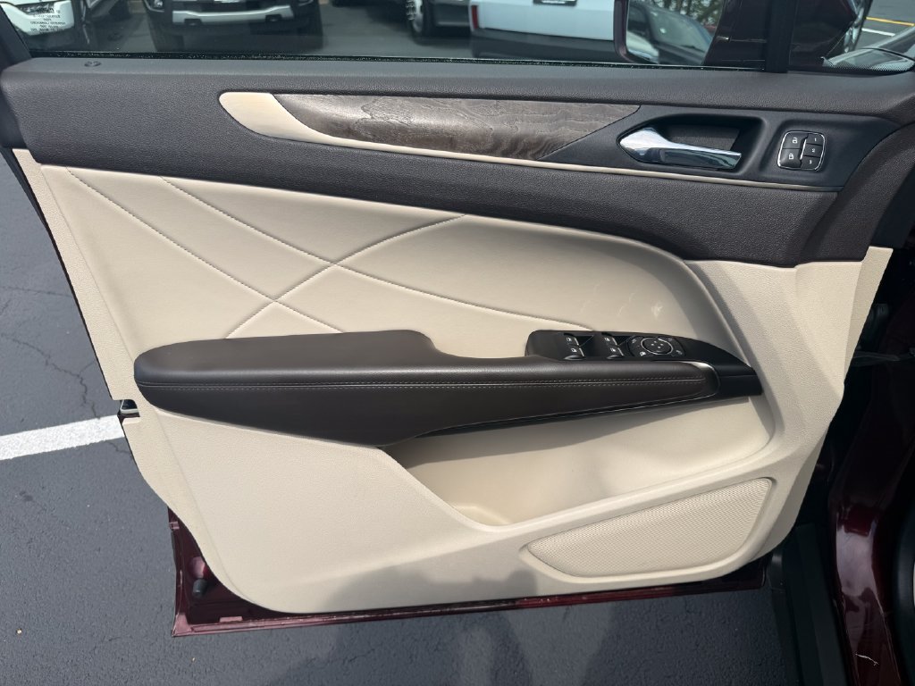Used 2019 Lincoln MKC Reserve w/ MKC Climate Package AWD/4WD image 13
