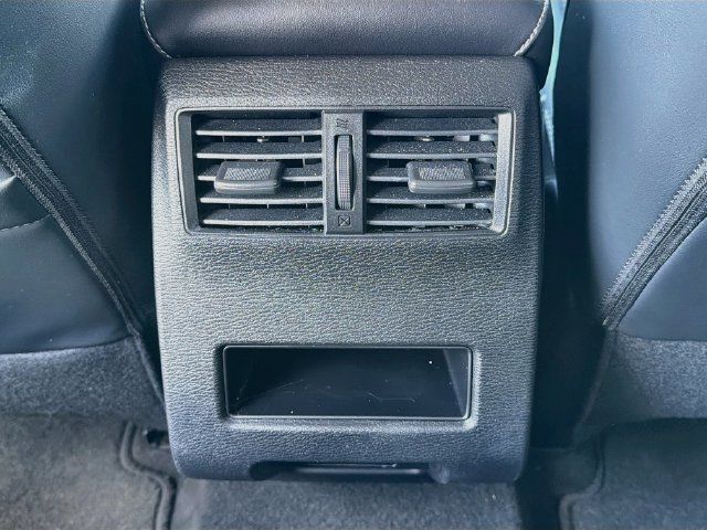Used 2024 Mitsubishi Outlander SE FWD image 26