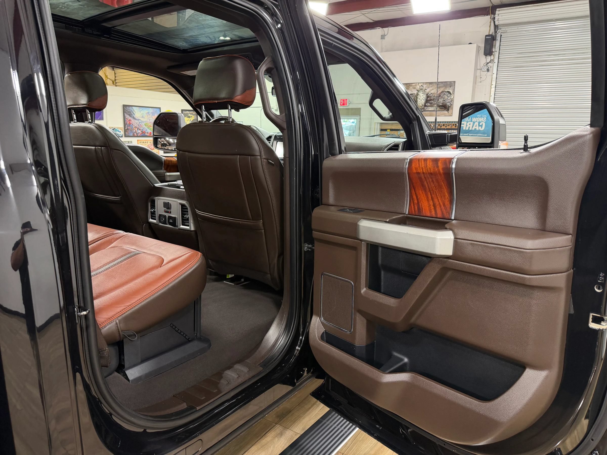 Used 2021 Ford F250 King Ranch w/ King Ranch Ultimate Package AWD/4WD image 18