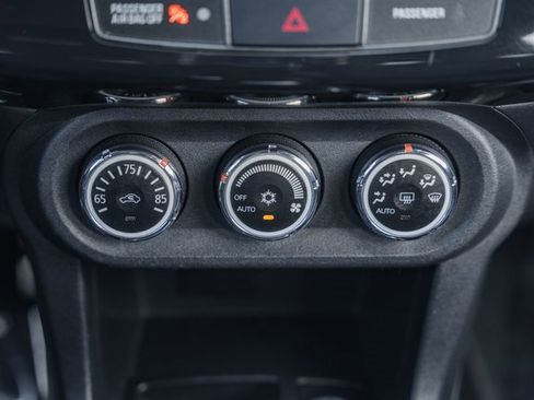 Used 2014 Mitsubishi Lancer Evolution GSR image 22