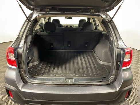 Used 2019 Subaru Outback 2.5i image 14