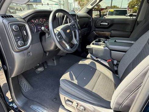 Used 2022 Chevrolet Silverado 1500 LT RWD image 13