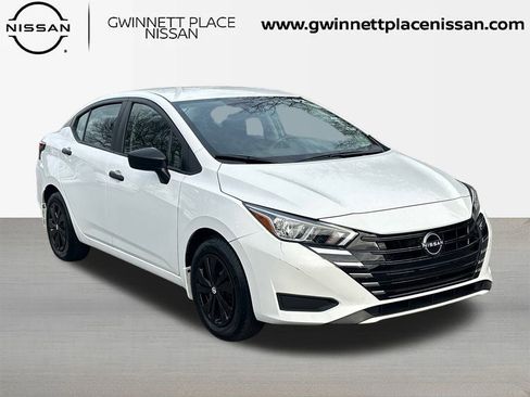Used 2024 Nissan Versa S w/ Trunk Package image 3