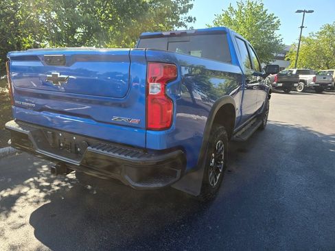 Used 2022 Chevrolet Silverado 1500 ZR2 w/ Technology Package AWD/4WD image 7
