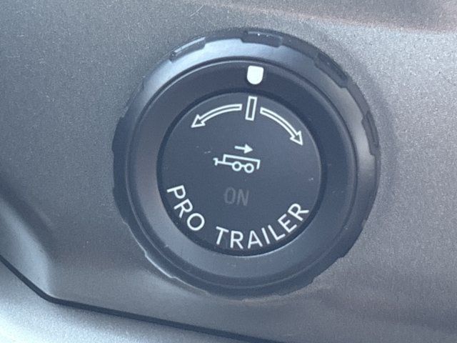 Used 2024 Ford Expedition XLT AWD/4WD image 31