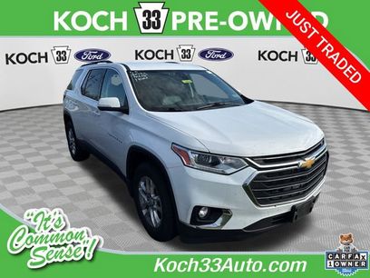 Used 2021 Chevrolet Traverse LT