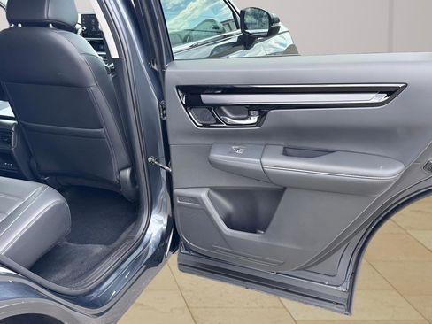 Used 2025 Honda CR-V EX-L image 33