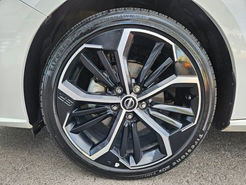 Used 2024 Nissan Altima 2.5 SR FWD image 21