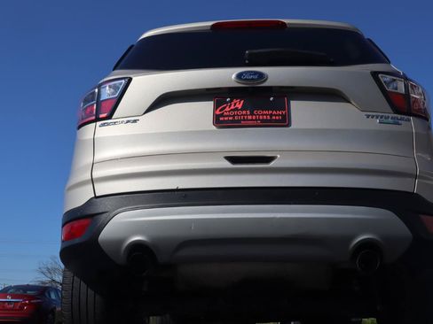 Used 2017 Ford Escape Titanium AWD/4WD image 15