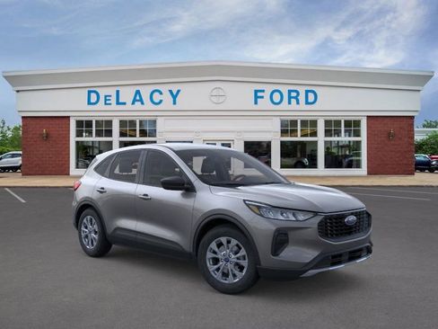 New 2025 Ford Escape Active w/ Cold Weather Package image 1