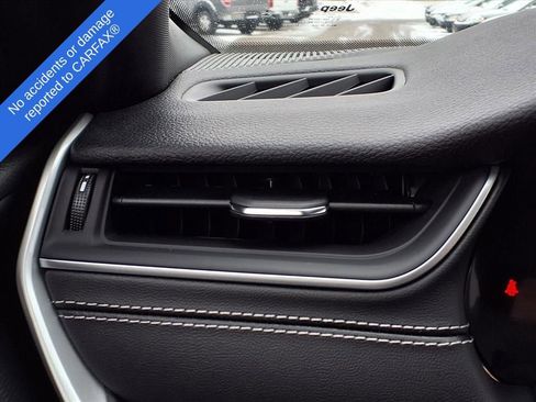 Used 2023 Jeep Grand Cherokee Altitude image 30