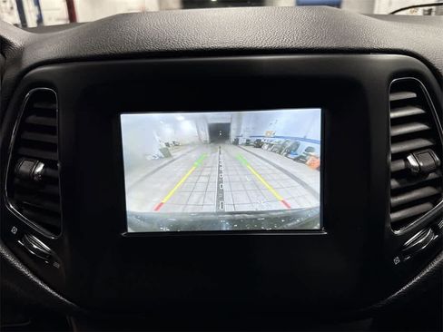 Used 2020 Jeep Compass Latitude w/ Popular Equipment Group image 24