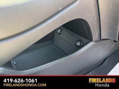 Used 2023 Hyundai Santa Fe SEL FWD image 35