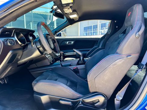 Used 2017 Ford Mustang Shelby GT350R w/ GT350R Equipment Group 920A image 23