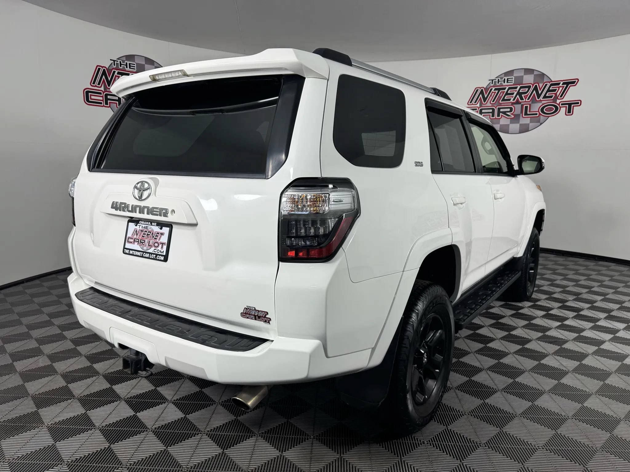 Used 2019 Toyota 4Runner SR5 Premium AWD/4WD image 7