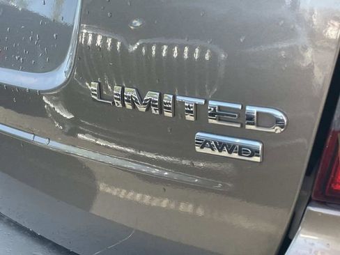 Used 2014 Ford Edge Limited w/ Driver Entry Package image 11