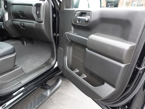 Used 2024 Chevrolet Silverado 1500 Custom AWD/4WD image 31