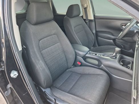 Used 2023 Honda HR-V LX image 19