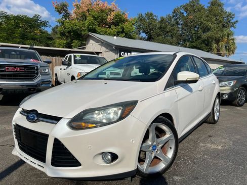 Used 2012 Ford Focus Titanium image 1