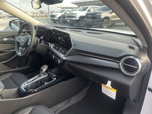 New 2026 Chevrolet Trax ACTIV w/ Driver Confidence Package image 24
