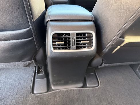 Used 2016 Honda CR-V Touring image 24