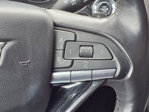 Used 2024 Cadillac XT6 Premium Luxury AWD/4WD image 17