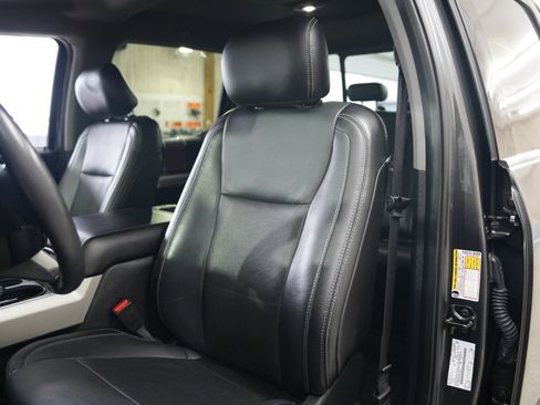 Used 2017 Ford F350 Lariat w/ Chrome Package image 25