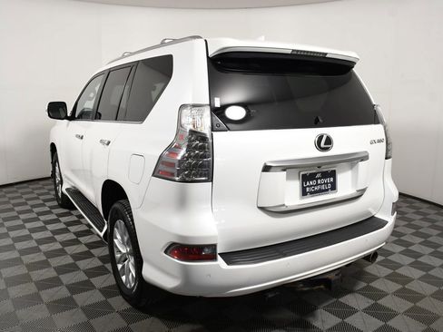 Used 2021 Lexus GX 460 Premium w/ Premium Package image 4