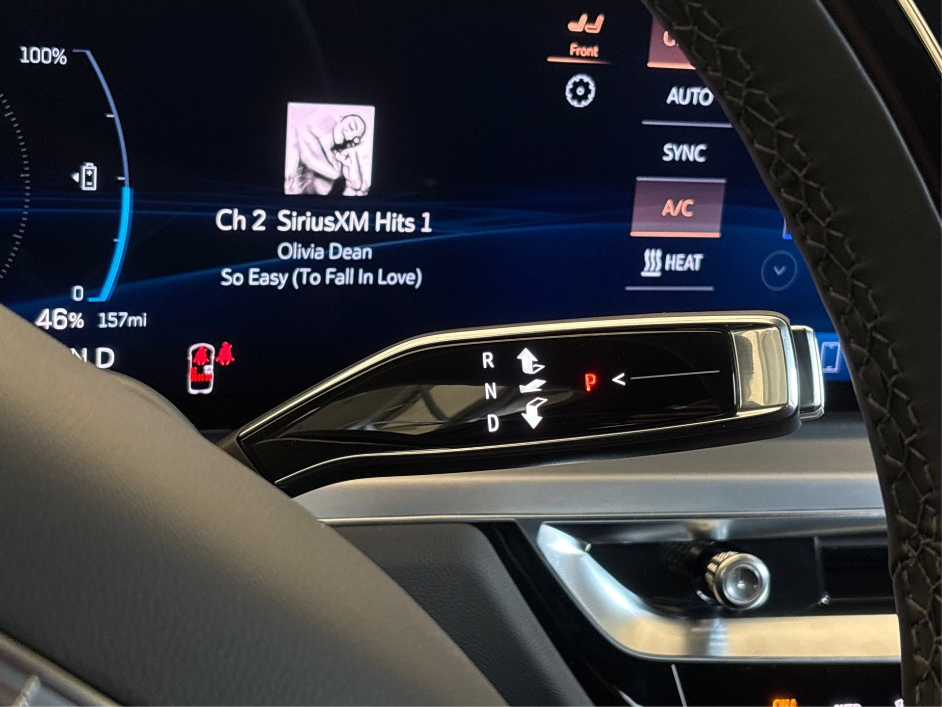 New 2026 Cadillac Lyriq Luxury w/ LPO, Bronce Accent Package RWD image 28