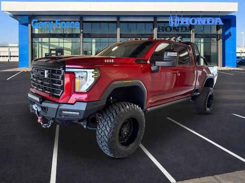 Used 2025 GMC Sierra 2500 AT4 w/ AT4 Premium Plus Package AWD/4WD image 4