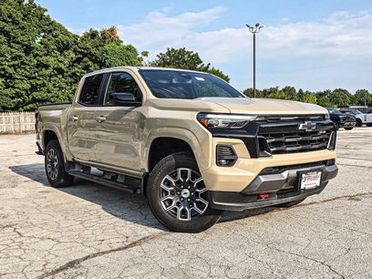 Used 2023 Chevrolet Colorado Z71 w/ Z71 Convenience Package 2