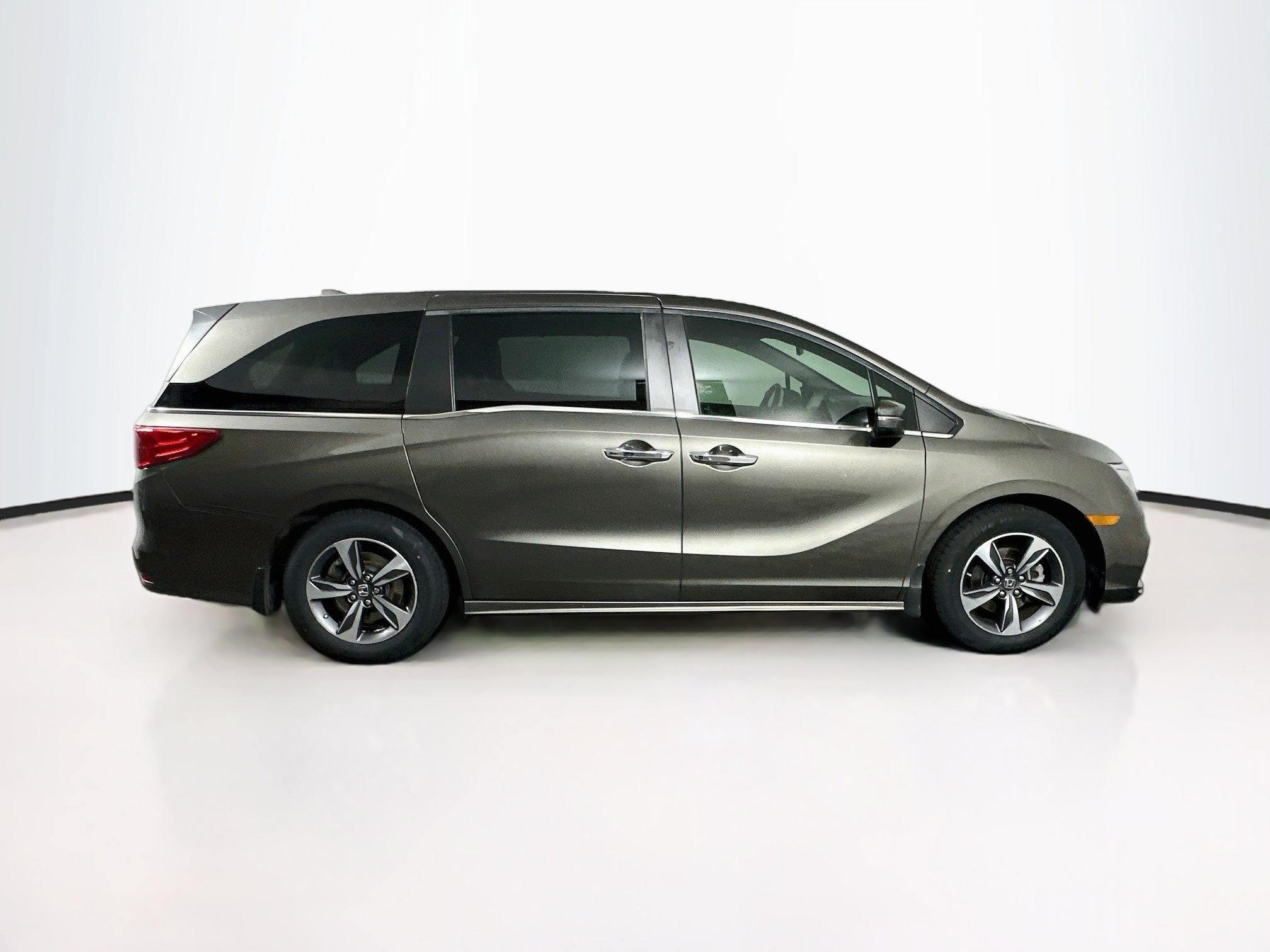 Used 2018 Honda Odyssey Touring image 10