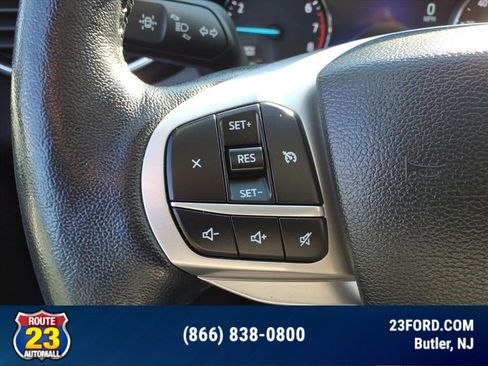 Certified 2022 Ford Explorer XLT w/ Equipment Group 202A image 16