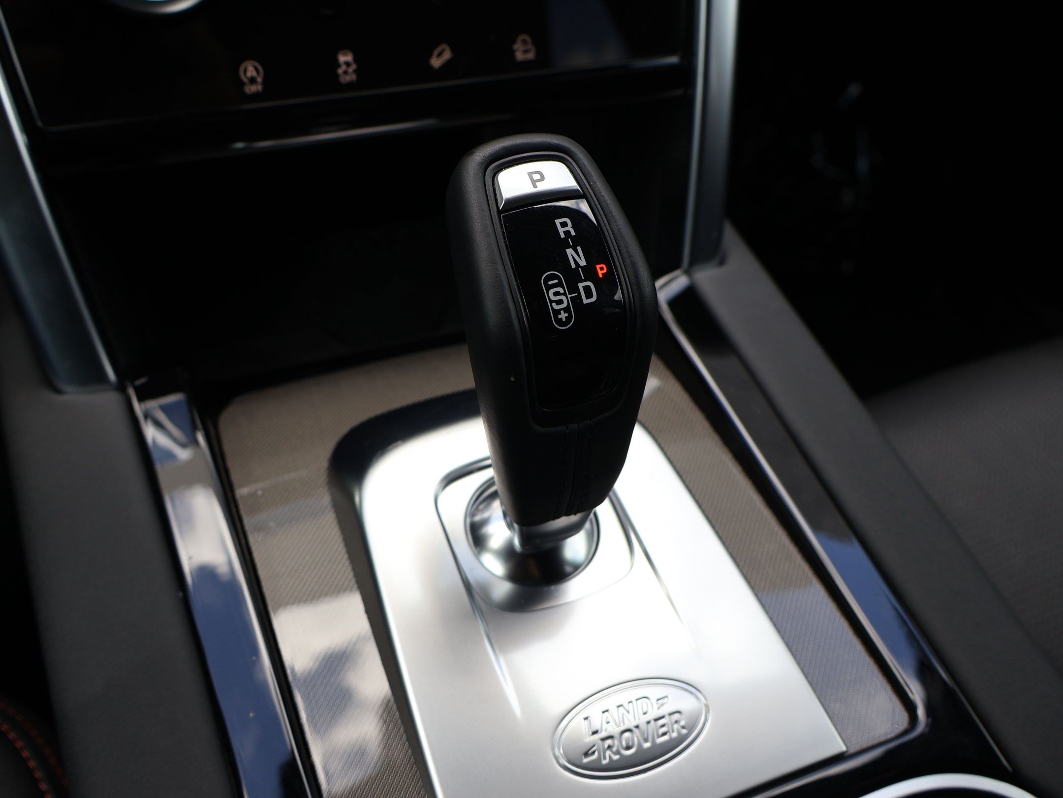 Used 2023 Land Rover Discovery Sport SE R-Dynamic AWD/4WD image 28