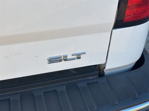 Used 2014 GMC Sierra 1500 SLT w/ Driver Alert Package image 9