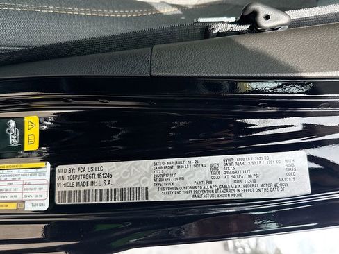 New 2026 Jeep Gladiator Sport image 34