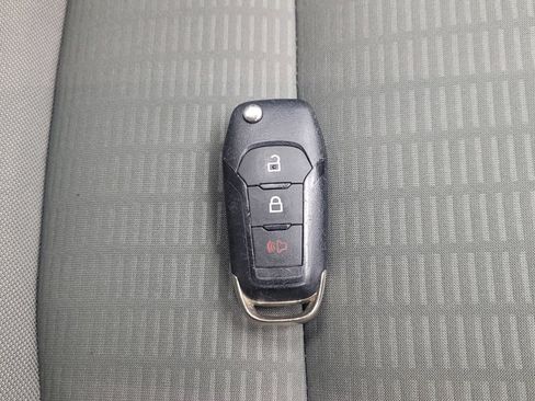 Used 2020 Ford Escape S FWD image 32