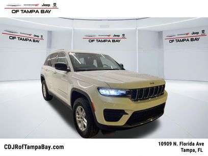 New 2025 Jeep Grand Cherokee Laredo w/ Luxury Tech Group I