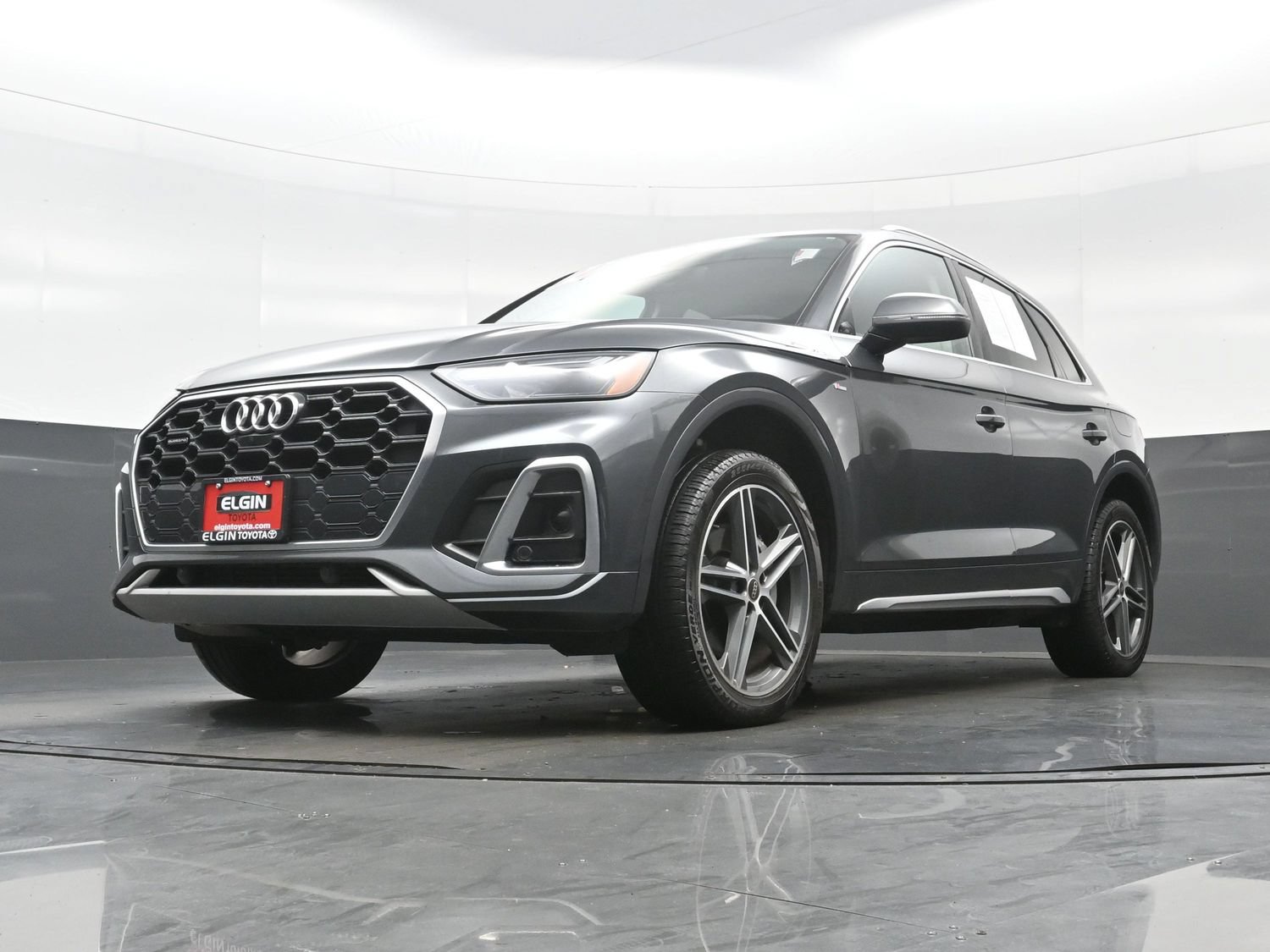 Used 2024 Audi Q5 e Premium Plus AWD/4WD image 30