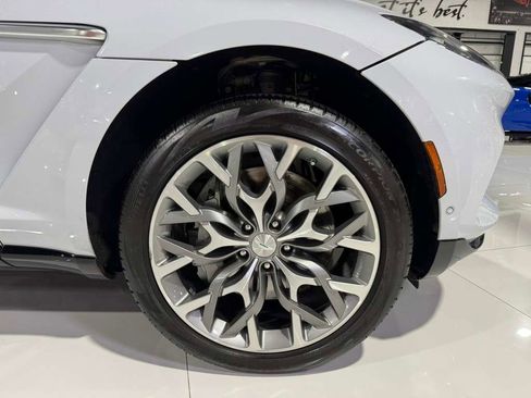 Used 2021 Aston Martin DBX image 55