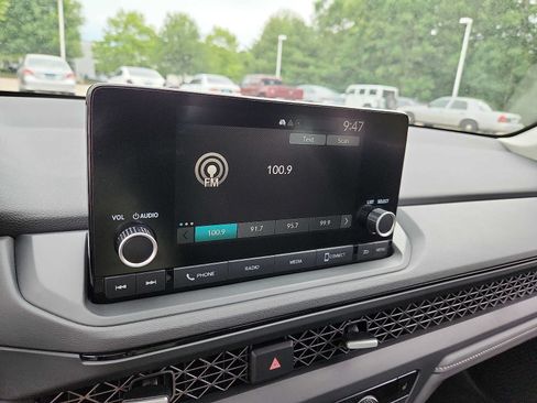 Certified 2024 Honda Accord EX image 19