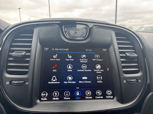 Used 2019 Chrysler 300 S image 20