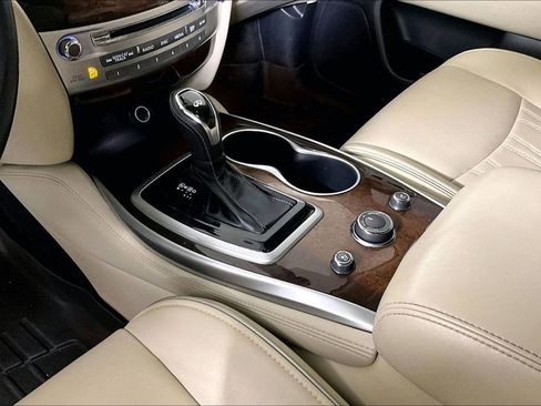 Used 2018 INFINITI QX60 Luxe w/ Deluxe Technology Package image 17